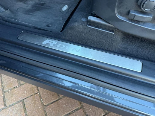 Land Rover Discovery Sport - Afbeelding 25 van 30