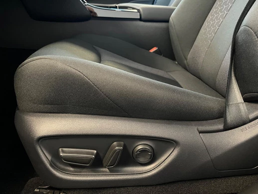 Toyota Mirai - Afbeelding 18 van 30