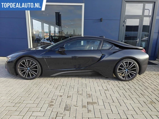 BMW i8 - Afbeelding 1 van 30