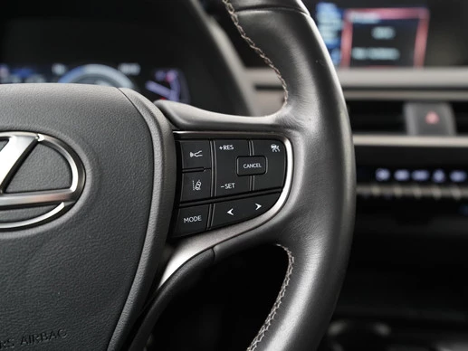 Lexus UX - Afbeelding 12 van 30