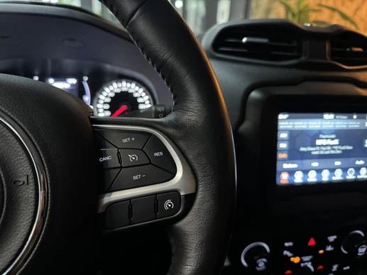 Jeep Renegade - Afbeelding 25 van 30