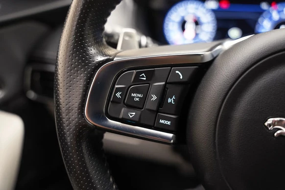 Jaguar F-PACE - Afbeelding 25 van 30