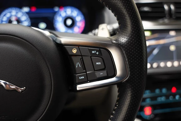 Jaguar F-PACE - Afbeelding 26 van 30