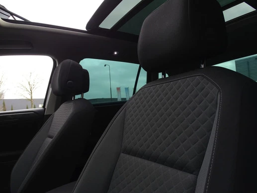 Volkswagen Tiguan - Afbeelding 13 van 30