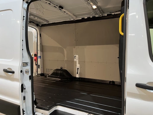 Ford E-Transit - Afbeelding 24 van 27