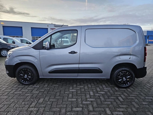 Opel Combo - Afbeelding 24 van 30