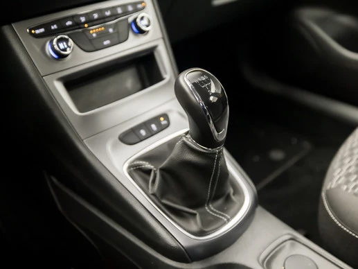 Opel Astra - Afbeelding 10 van 30