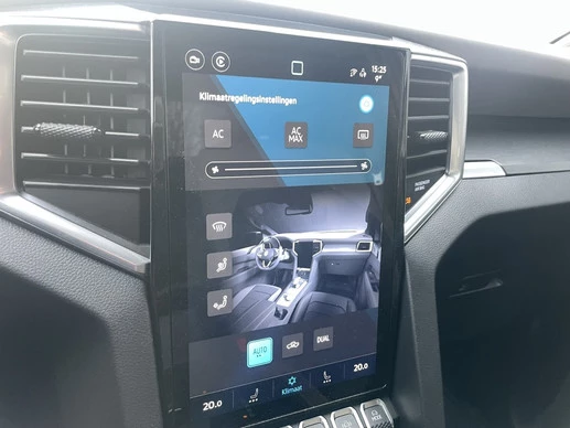 Volkswagen Amarok - Afbeelding 13 van 15