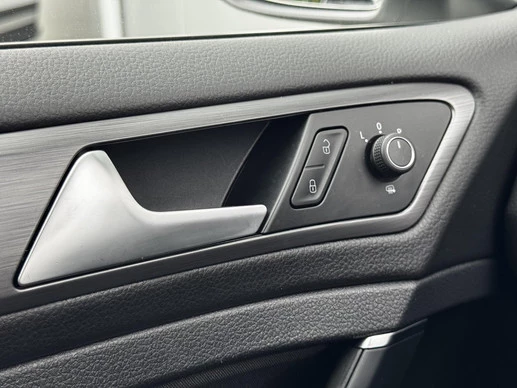 Volkswagen e-Golf - Afbeelding 9 van 30