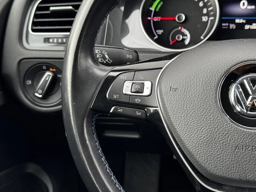 Volkswagen e-Golf - Afbeelding 16 van 30