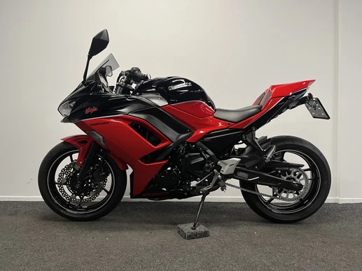 Kawasaki Ninja 650 - Afbeelding 14 van 23