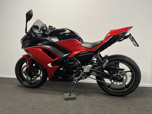 Kawasaki Ninja 650 - Afbeelding 16 van 23