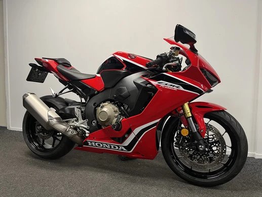 Honda CBR 1000 RR - Afbeelding 4 van 22