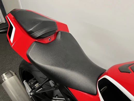 Honda CBR 1000 RR - Afbeelding 10 van 22