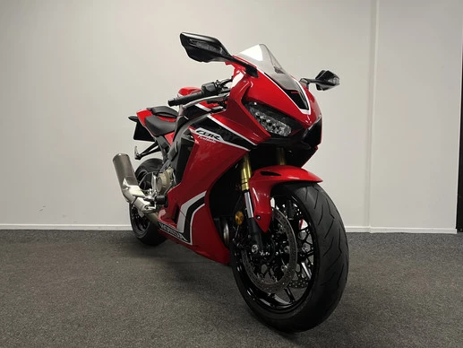 Honda CBR 1000 RR - Afbeelding 13 van 22
