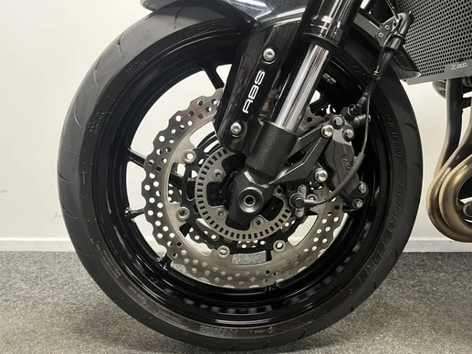 Kawasaki Z800 - Afbeelding 16 van 22