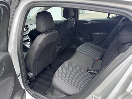 Opel Astra - Afbeelding 15 van 30