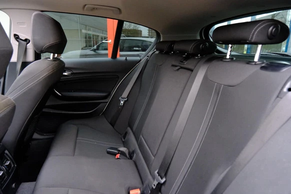 BMW 1 Serie - Afbeelding 28 van 30