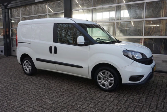 Fiat Doblò - Afbeelding 19 van 25