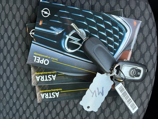 Opel Astra - Afbeelding 24 van 24