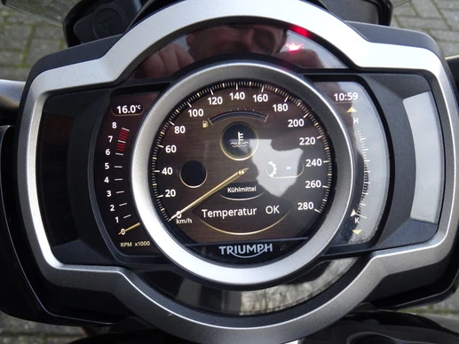 Triumph Rocket 3 - Afbeelding 14 van 20