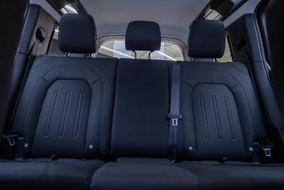 Land Rover Defender - Afbeelding 6 van 27