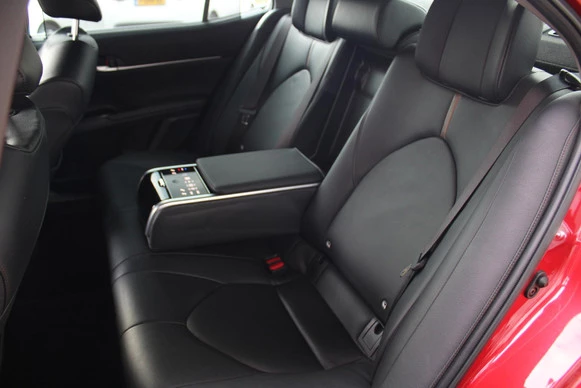 Toyota Camry - Afbeelding 16 van 30