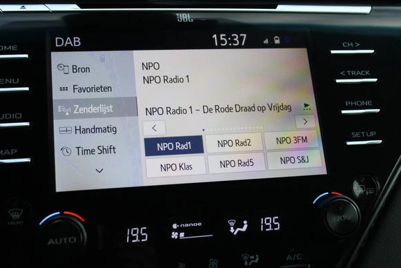 Toyota Camry - Afbeelding 24 van 30