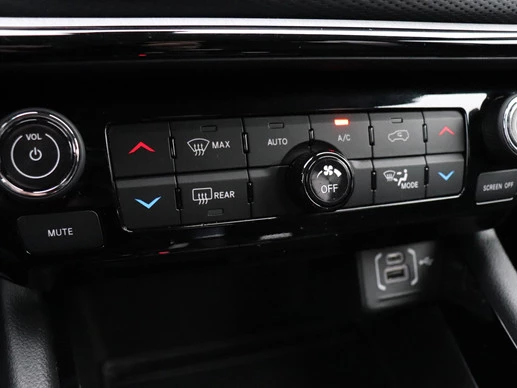 Jeep Compass - Afbeelding 17 van 25