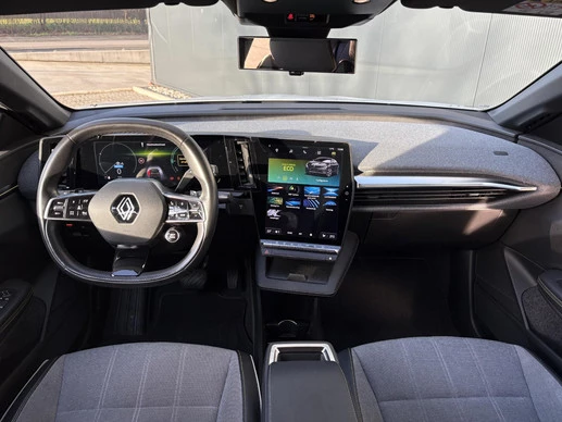 Renault Megane E-Tech - Afbeelding 2 van 30