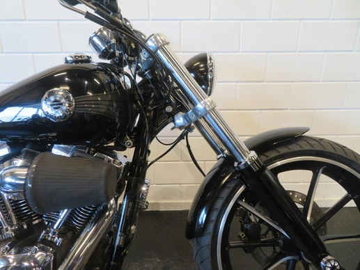 Harley-Davidson Breakout - Afbeelding 4 van 15