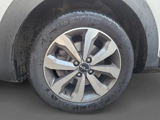 Kia Stonic - Afbeelding 28 van 30