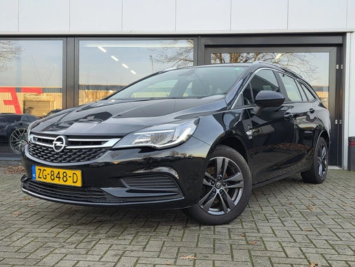 Opel Astra - Afbeelding 1 van 16