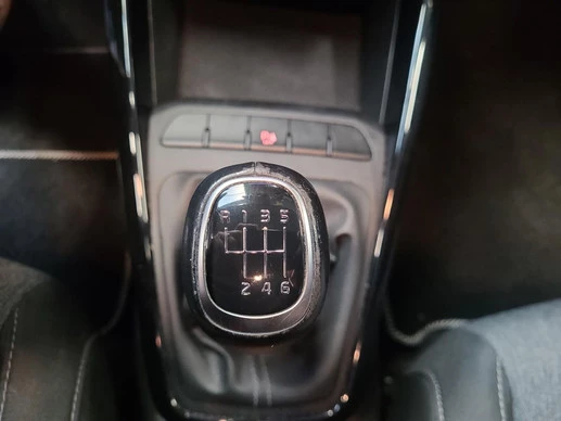 Kia Stonic - Afbeelding 18 van 30