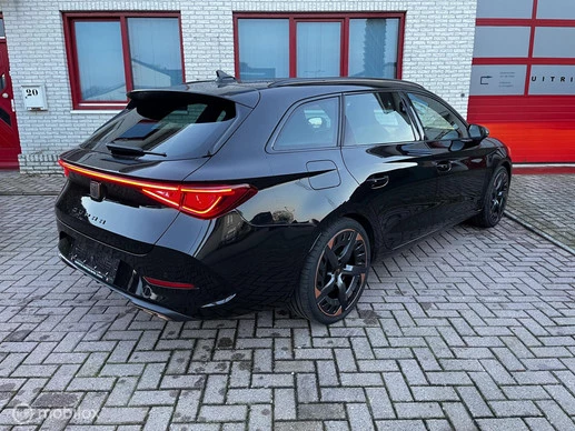 CUPRA Leon Sportstourer - Afbeelding 3 van 21