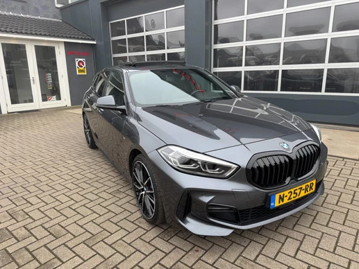 BMW 1 Serie - Afbeelding 2 van 30