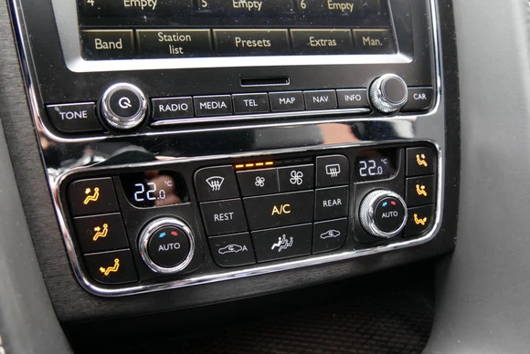 Bentley Flying Spur - Afbeelding 24 van 30