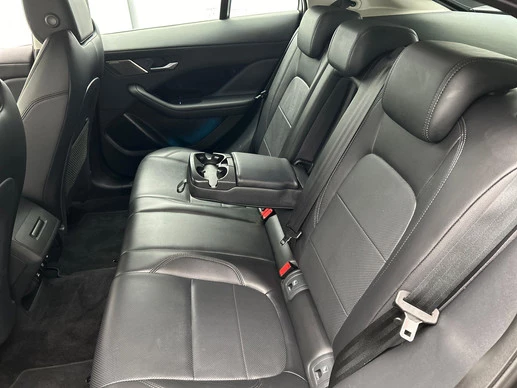 Jaguar I-PACE - Afbeelding 16 van 30