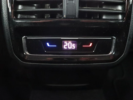 Volkswagen Passat - Afbeelding 7 van 30