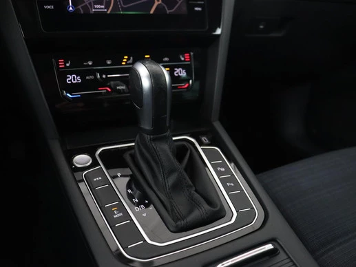 Volkswagen Passat - Afbeelding 10 van 30