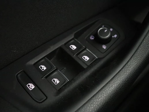 Volkswagen Passat - Afbeelding 19 van 30