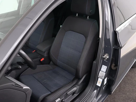 Volkswagen Passat - Afbeelding 5 van 30