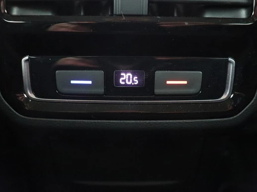 Volkswagen Passat - Afbeelding 7 van 30