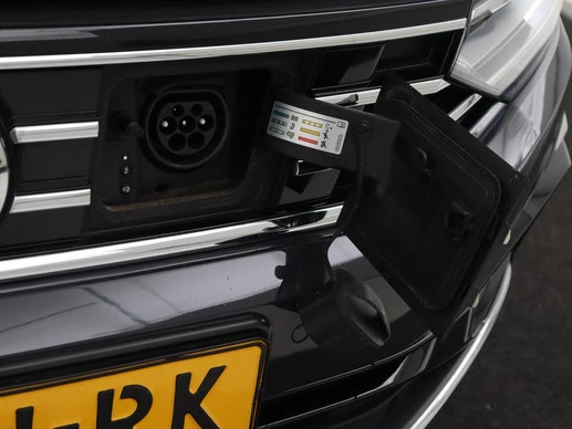 Volkswagen Passat - Afbeelding 16 van 30