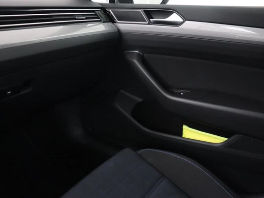 Volkswagen Passat - Afbeelding 28 van 30