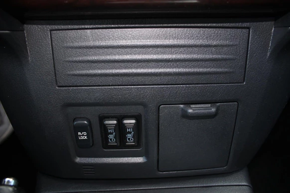 Mitsubishi Pajero - Afbeelding 16 van 30