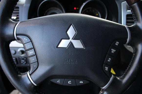 Mitsubishi Pajero - Afbeelding 29 van 30