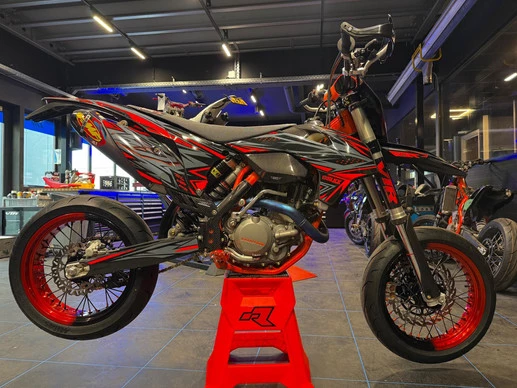 KTM 450 - Afbeelding 1 van 12