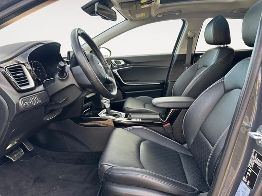 Kia XCeed - Afbeelding 11 van 30