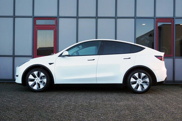 Tesla Model Y - Afbeelding 6 van 30